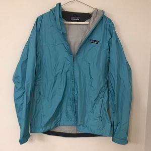 Aqua Blue Women’s New Patagonia Raincoat Jacket